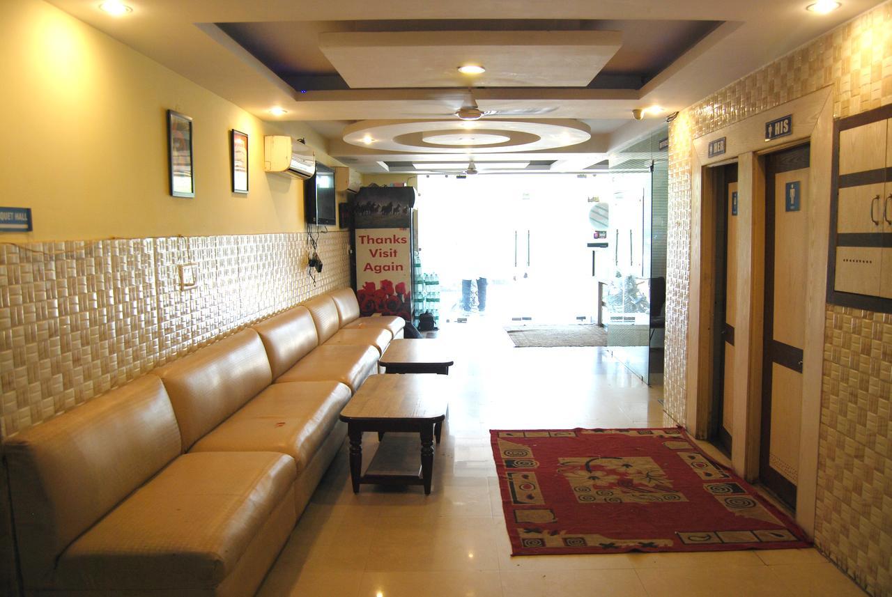 Hotel Kk Residency Chandīgarh Exterior foto